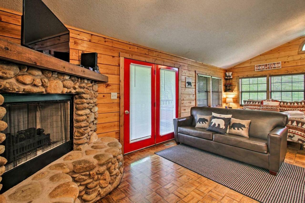 River Rush- Cozy Riverfront Cabin 5 Mi To Pigeon Forge سيفيرفيل المظهر الخارجي الصورة