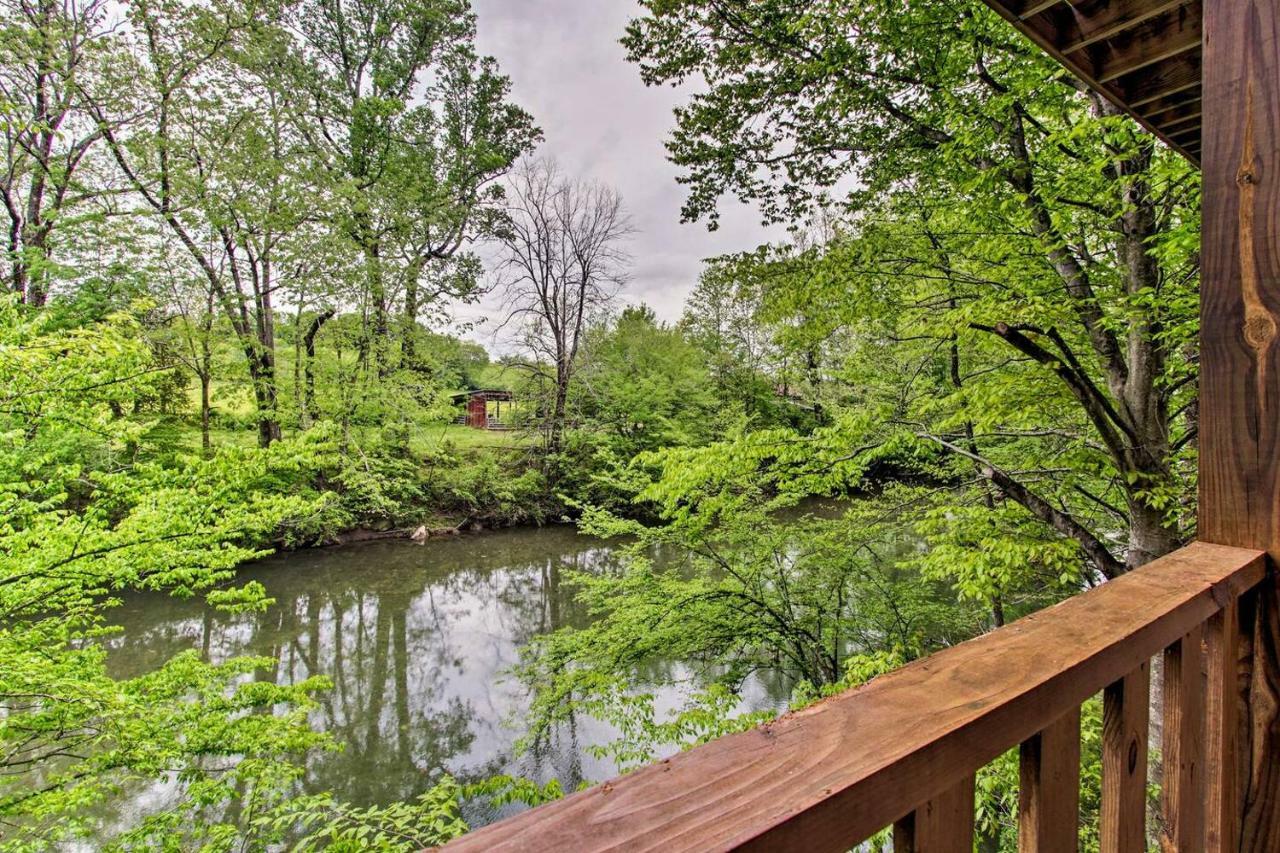 River Rush- Cozy Riverfront Cabin 5 Mi To Pigeon Forge سيفيرفيل المظهر الخارجي الصورة