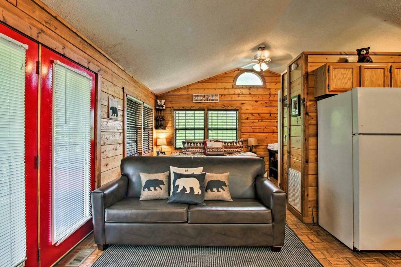 River Rush- Cozy Riverfront Cabin 5 Mi To Pigeon Forge سيفيرفيل المظهر الخارجي الصورة