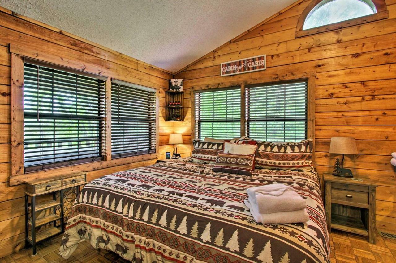 River Rush- Cozy Riverfront Cabin 5 Mi To Pigeon Forge سيفيرفيل المظهر الخارجي الصورة