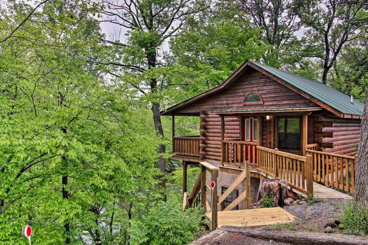 River Rush- Cozy Riverfront Cabin 5 Mi To Pigeon Forge سيفيرفيل المظهر الخارجي الصورة